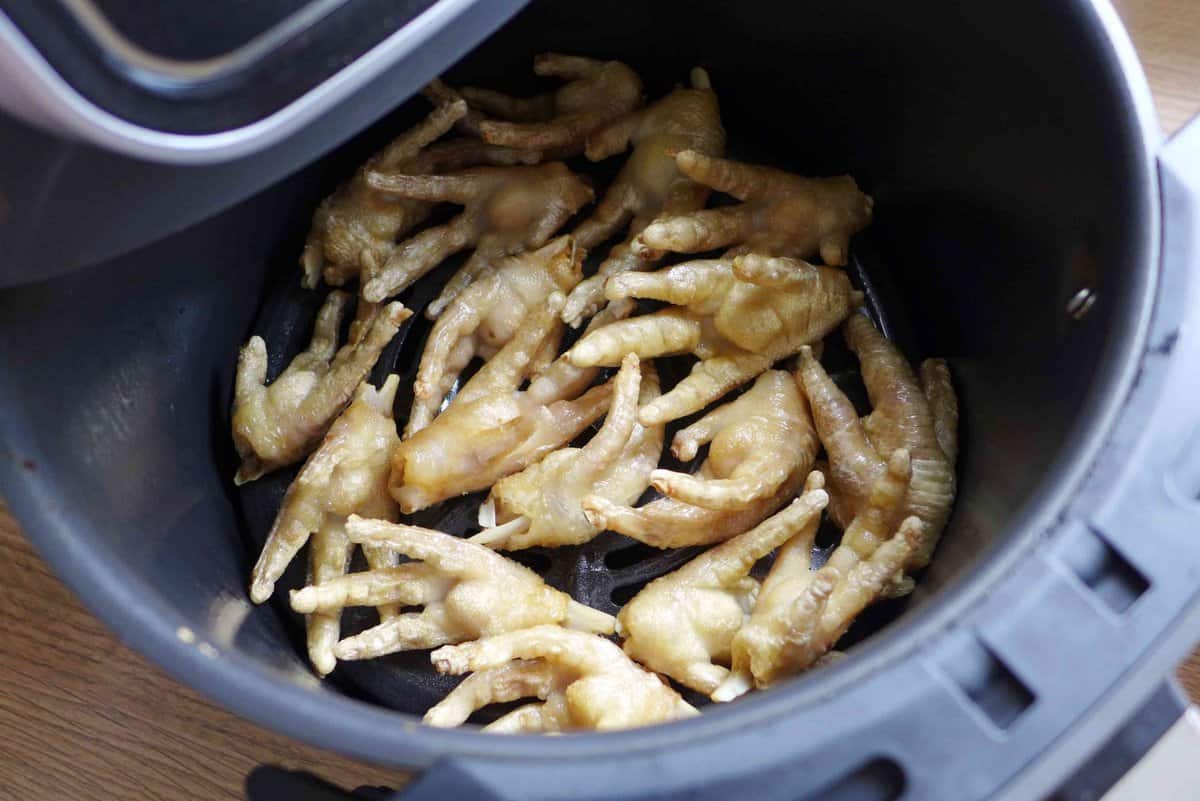 air-frying chicken feet