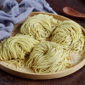 four portions of fresh alkaline noodles