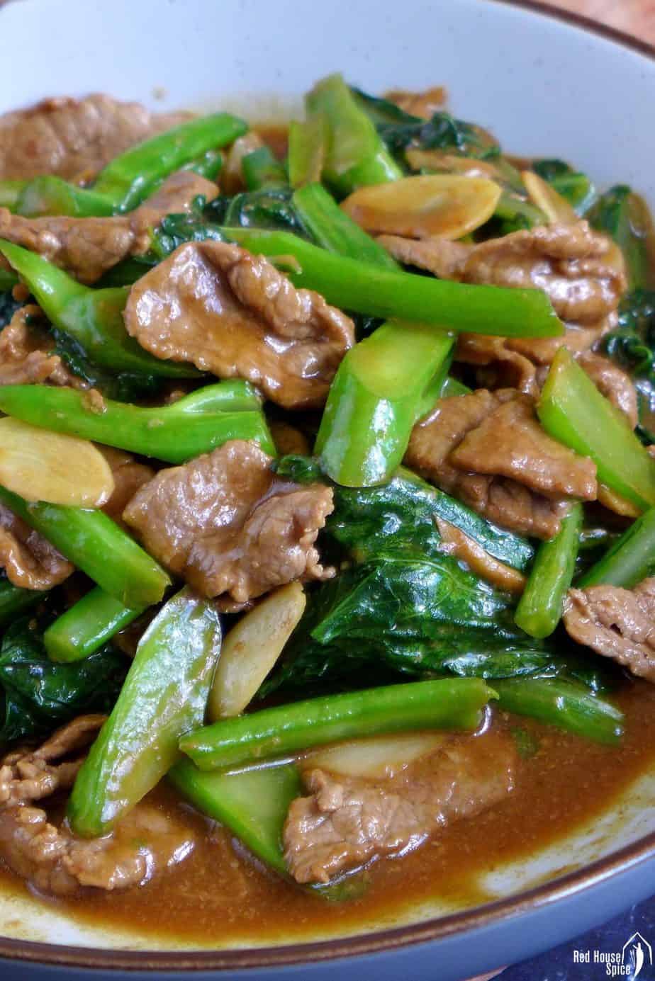 Beef & Chinese broccoli in oyster sauce
