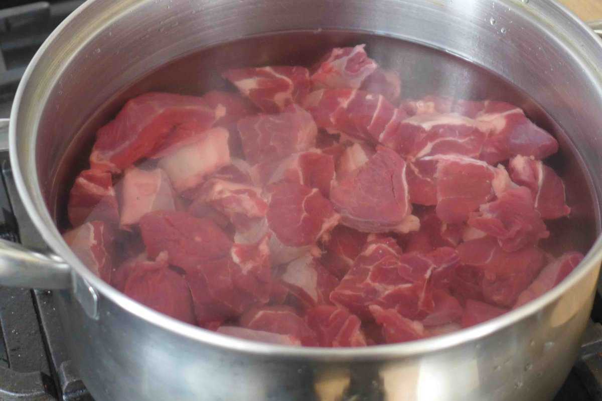 beef chunks in water.