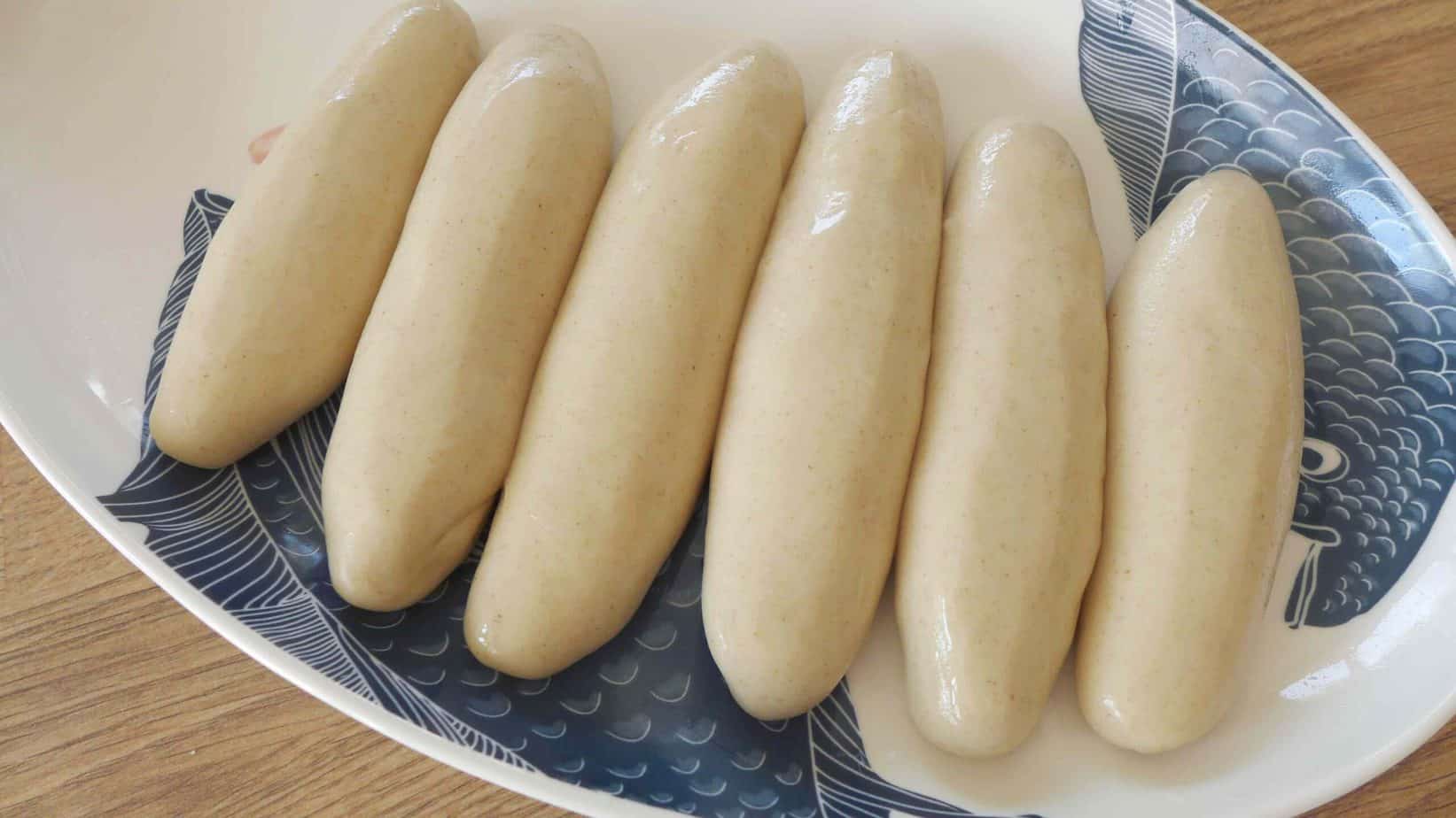 Dough for hand-pulled noodles