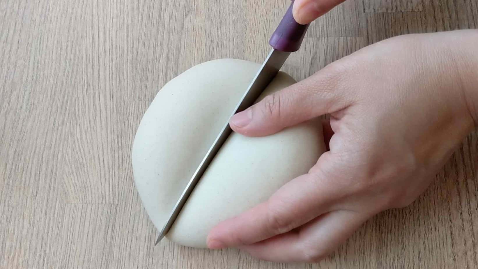 Cutting a dough