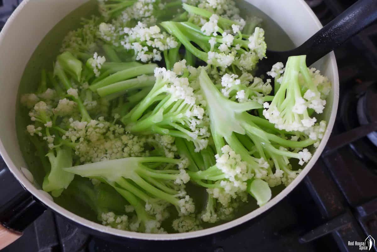 blanching cauliflower