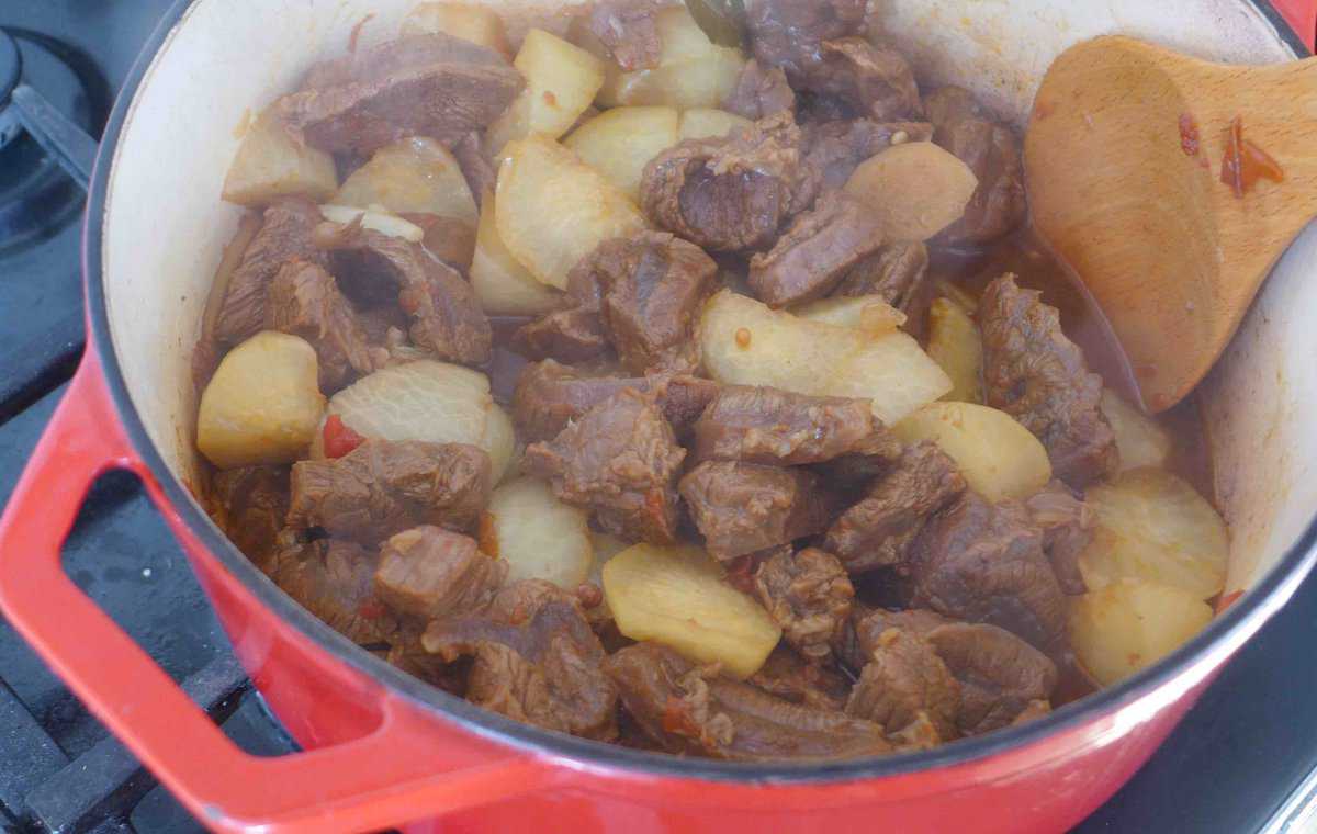 braised beef and daikon in a pot.