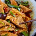 Chinese braised tofu with pepper and mushroom