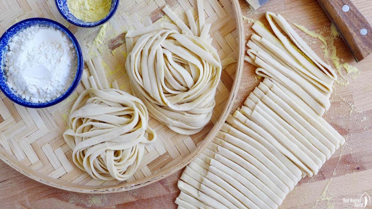 Chinese homemade noodles with flour on the side