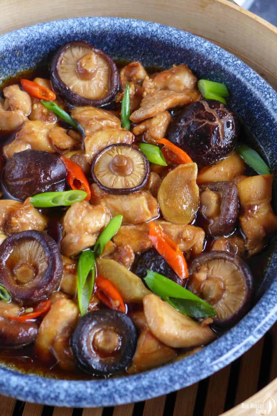 chicken steamed with shiitake mushroom