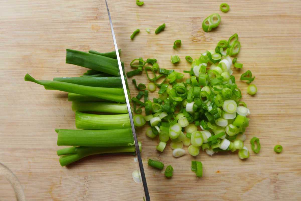 chopping scallions