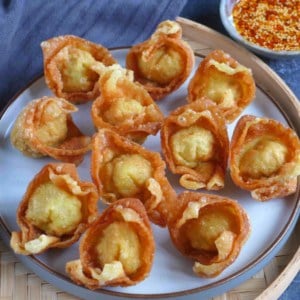 deep-fried wontons on a plate.