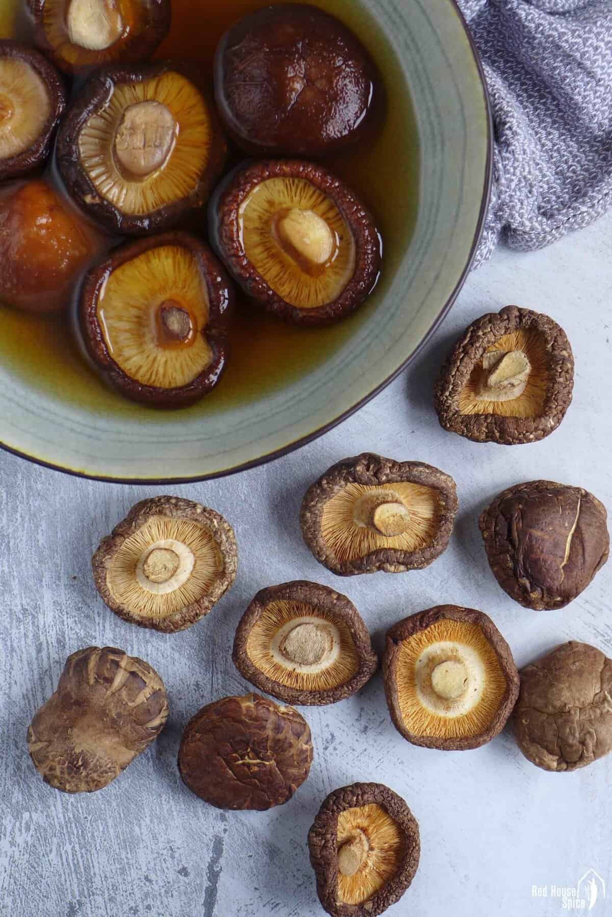 dried shiitake mushrooms and rehydrated ones.