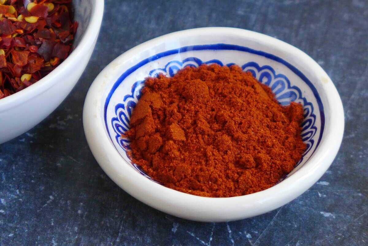 ground chili.