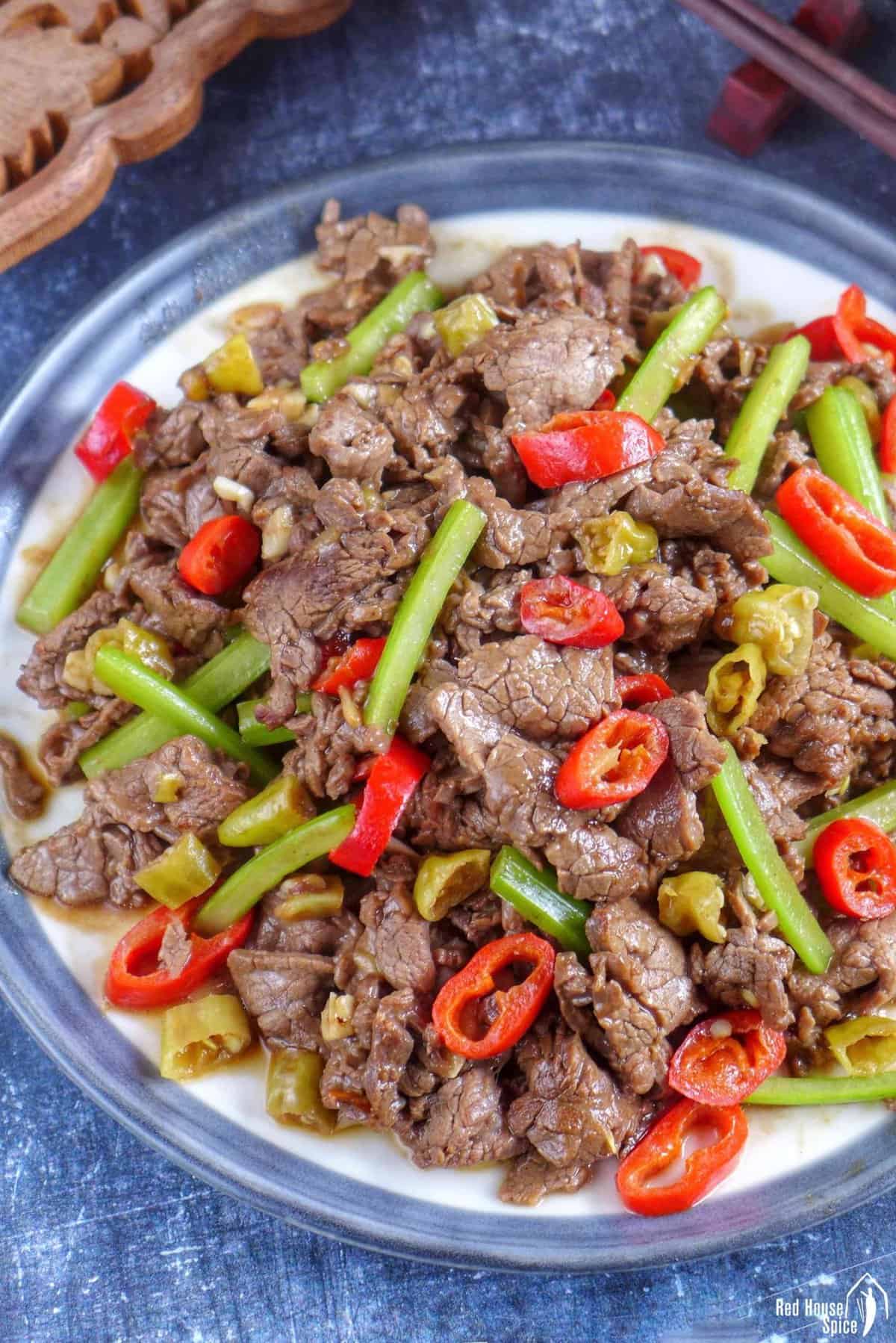 Hunan beef with chillies and celery
