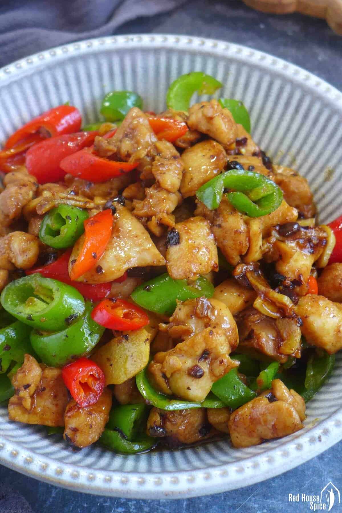 Hunan chicken in a plate.