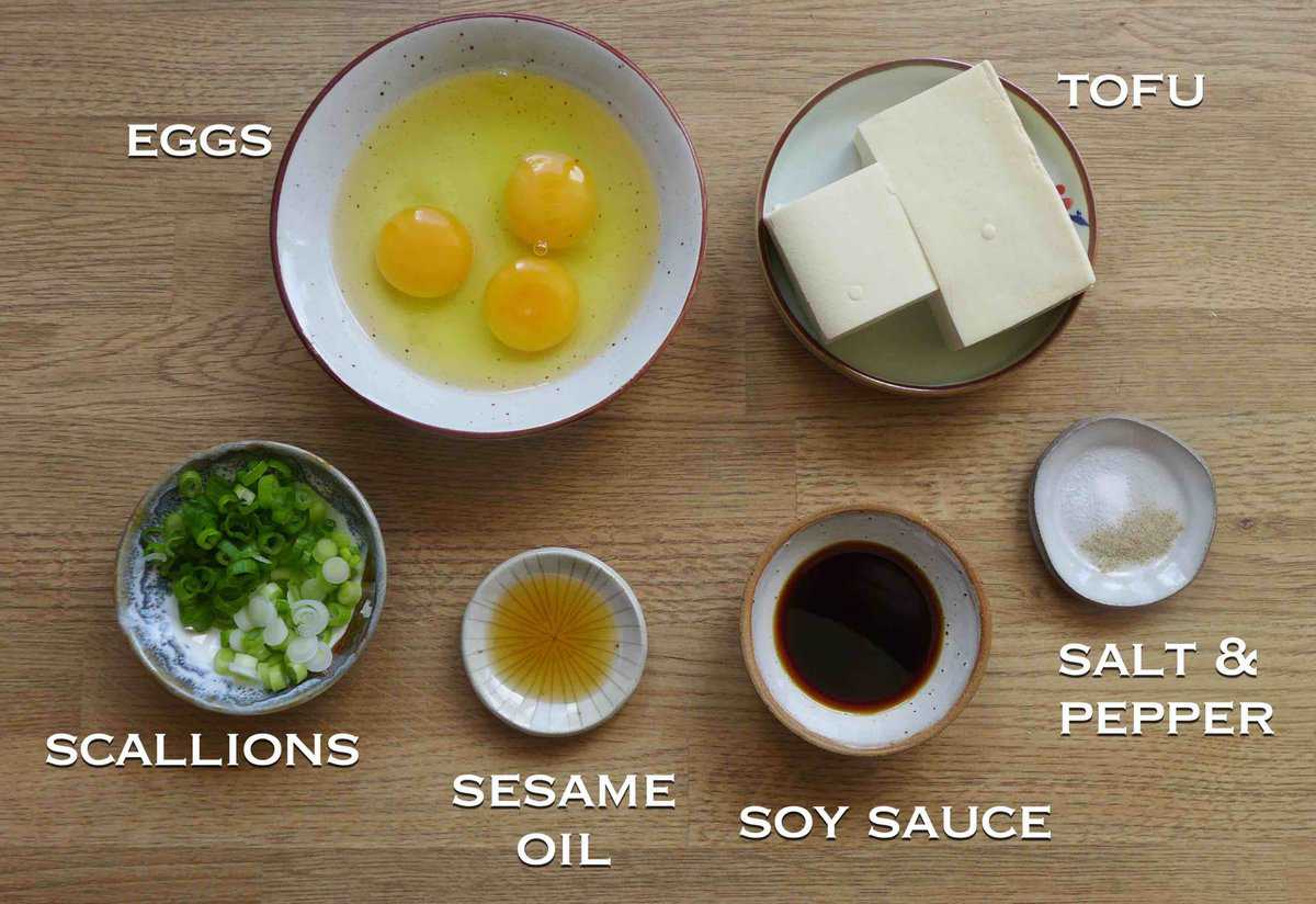 ingredients for making tofu omelet.