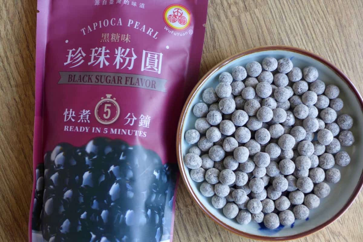 Uncooked tapioca pearls