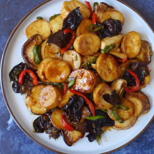 King oyster mushrooms fried with wood ear mushroom