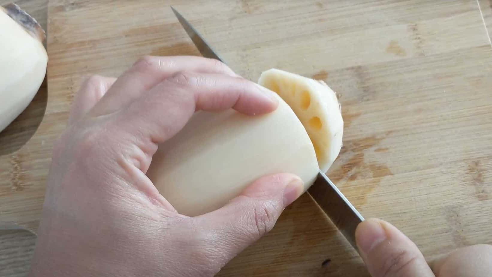 cutting lotus root