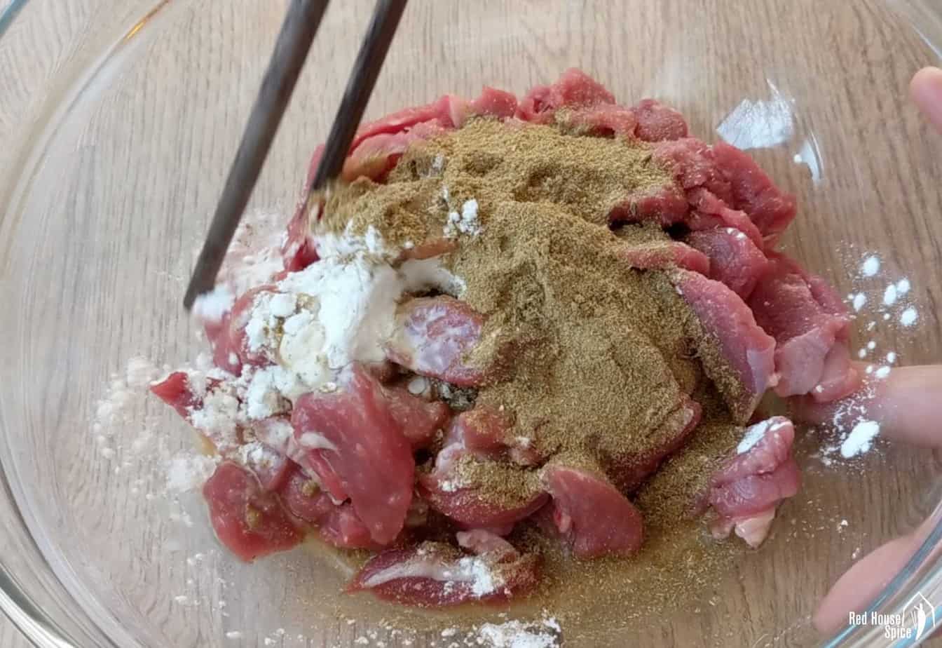 sliced lamb with starch and cumin powder