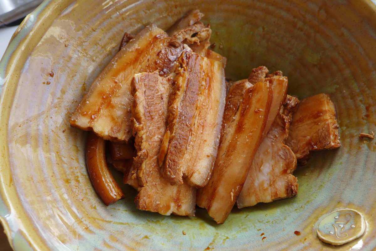 marinating pork belly slices.