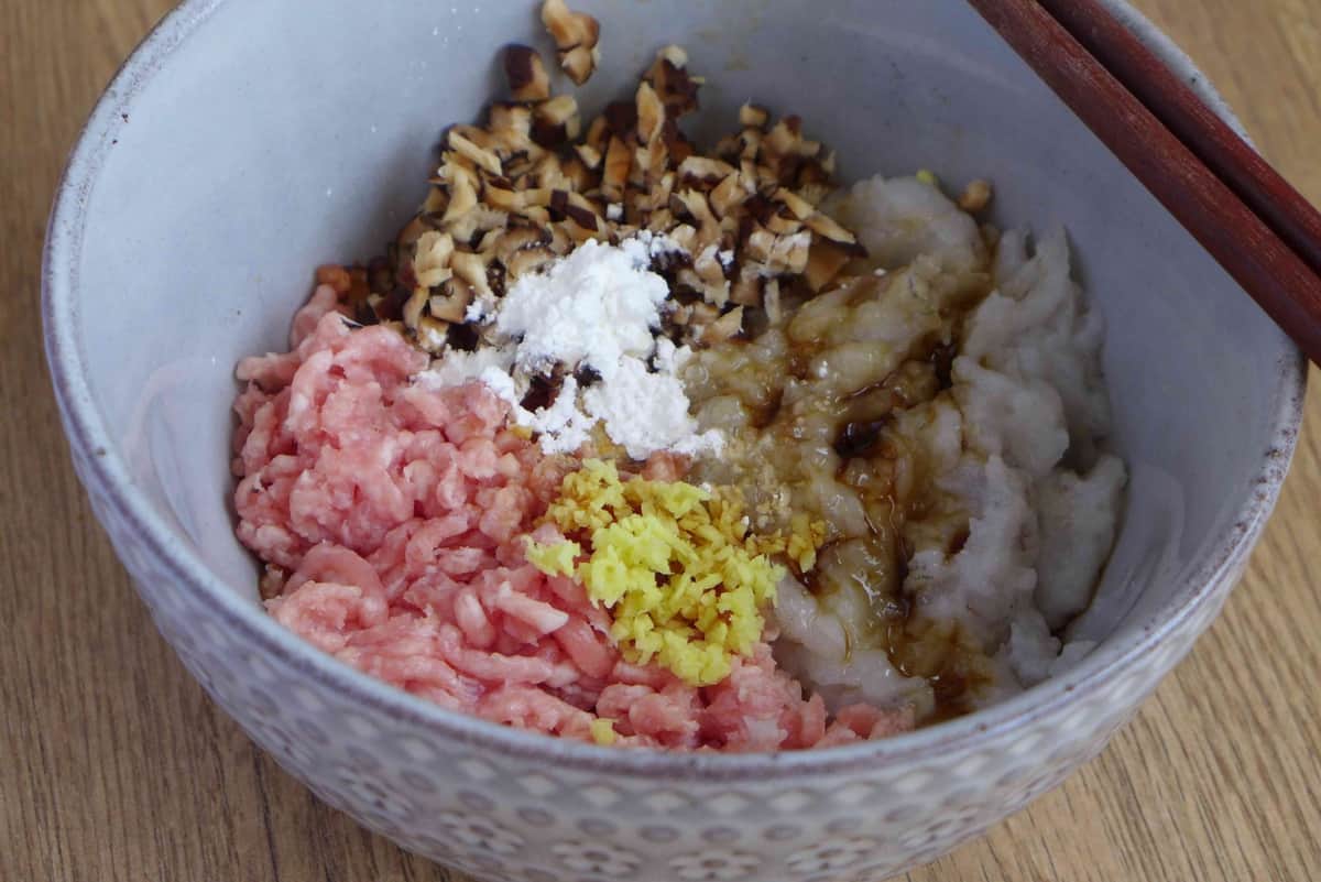 minced pork, shrimp and shiitake mushrooms