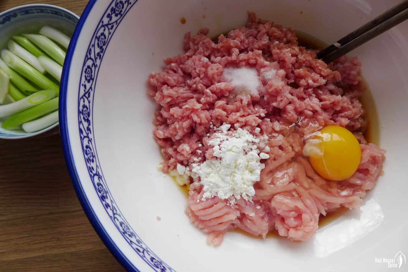 Minced pork with seasonings and an egg