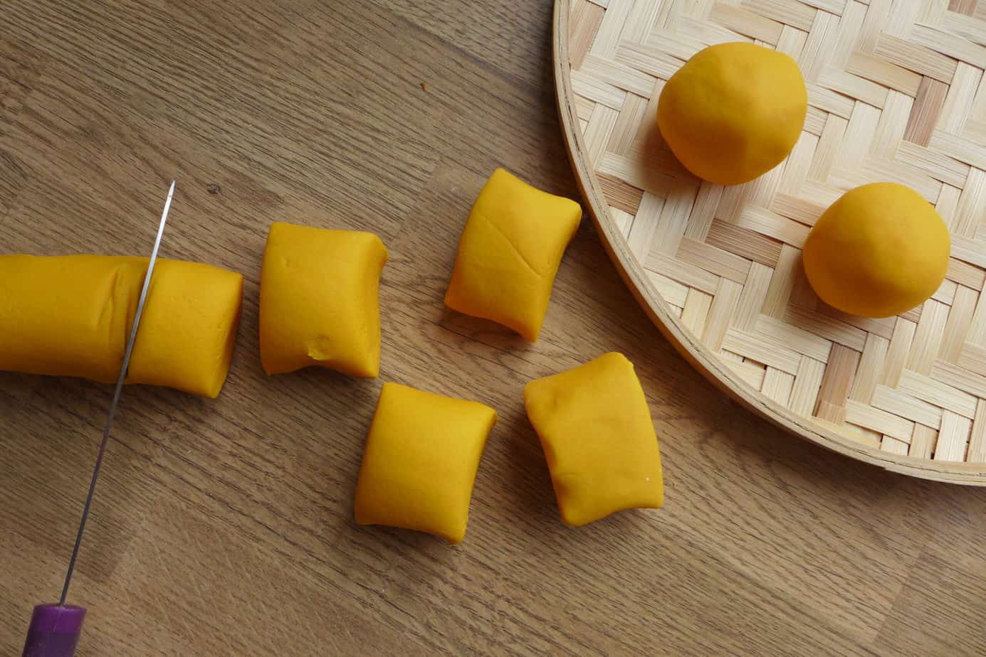 Dough pieces made of butternut squash and glutinous rice flour