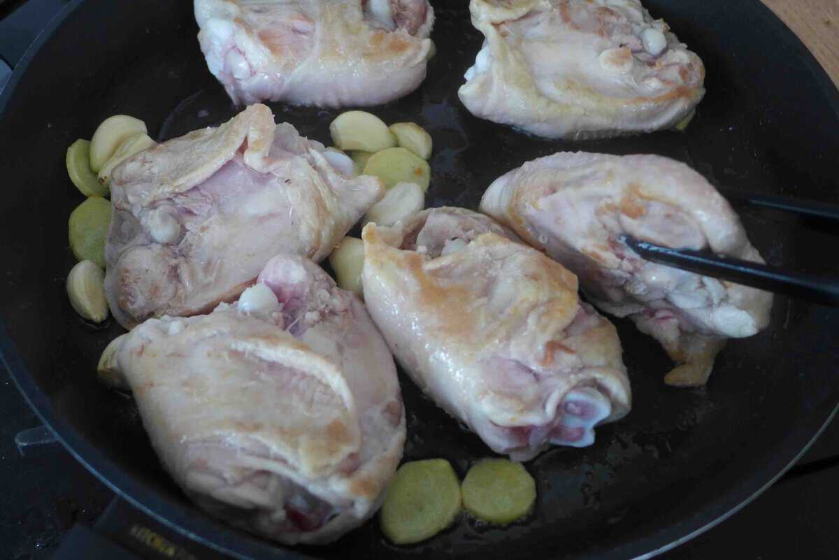 pan-frying chicken thighs.