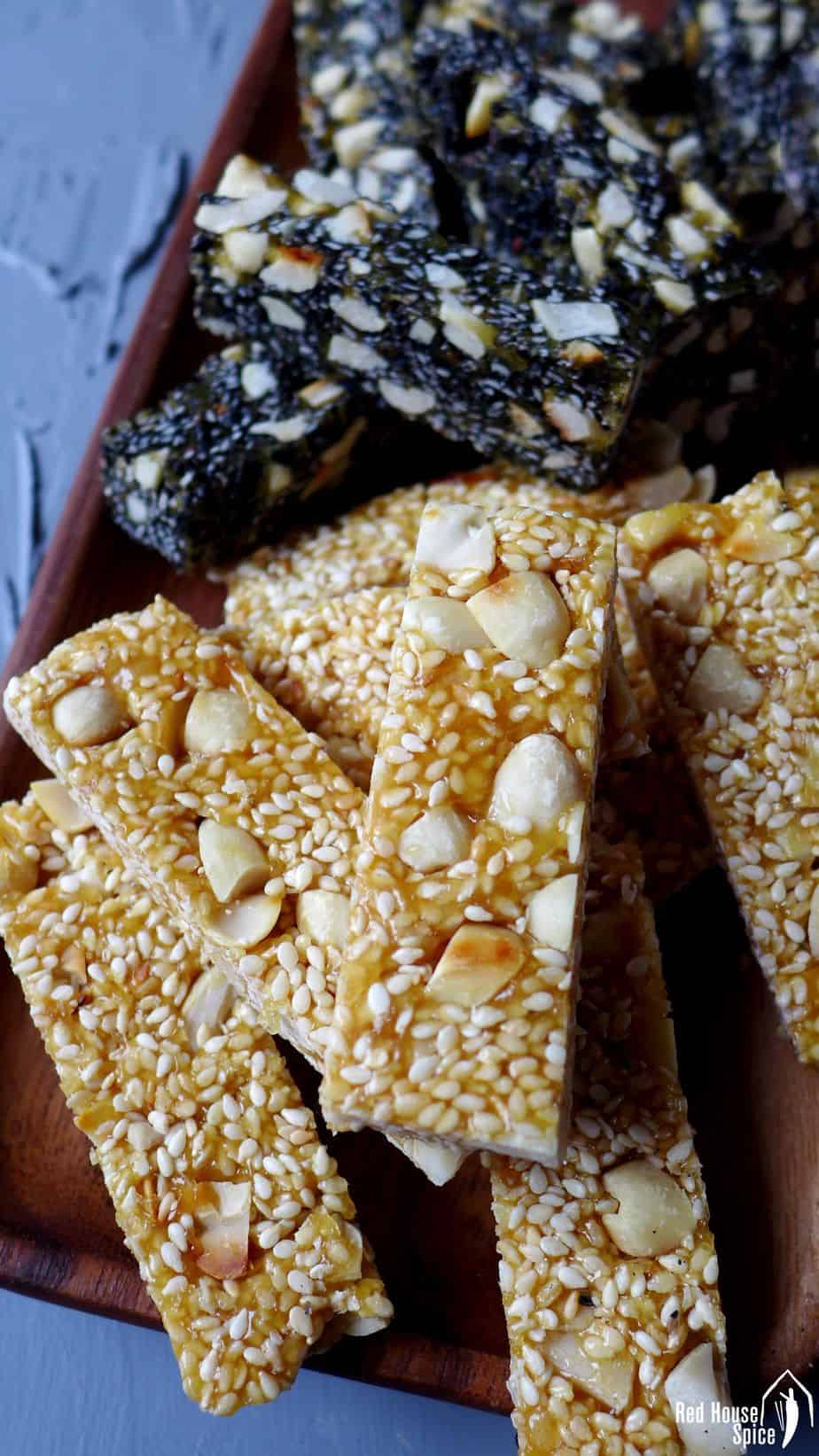 Chinese peanut & sesame brittle