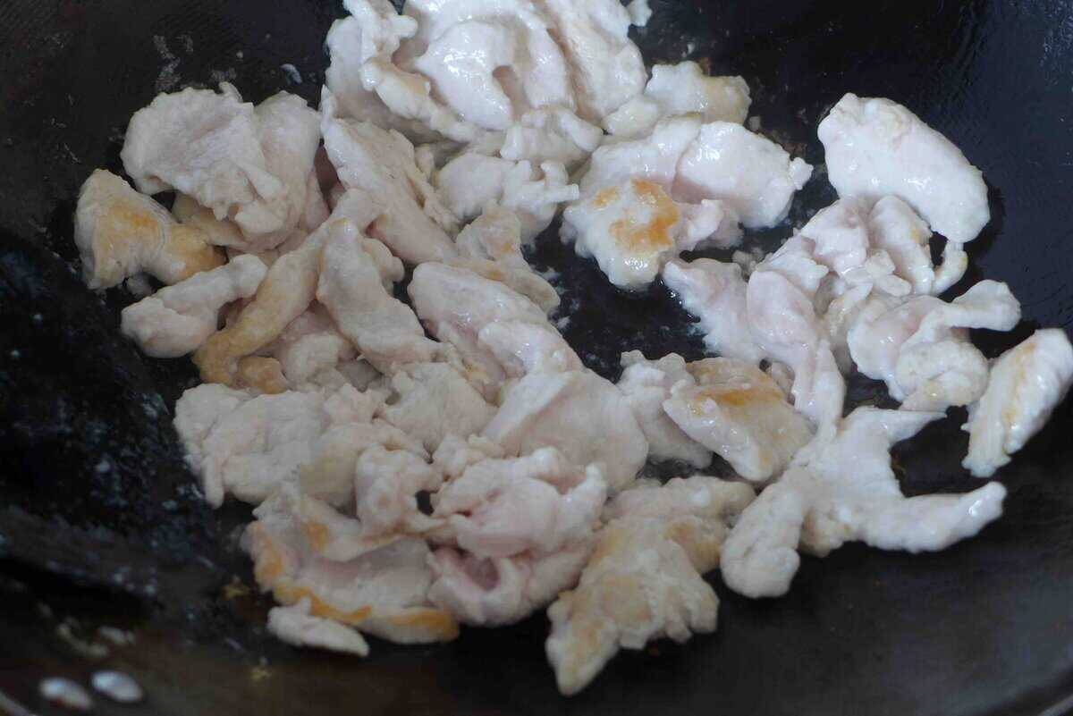searing chicken.