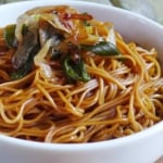 Shanghai classic spring onion oil noodles