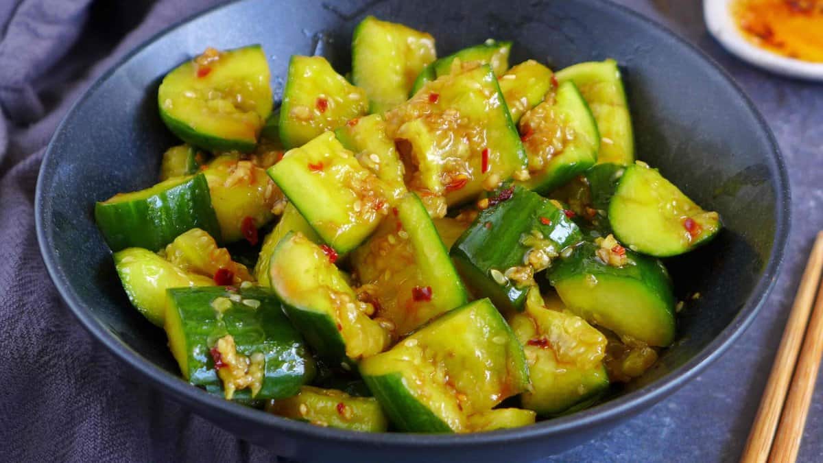 chinese smashed cucumber salad