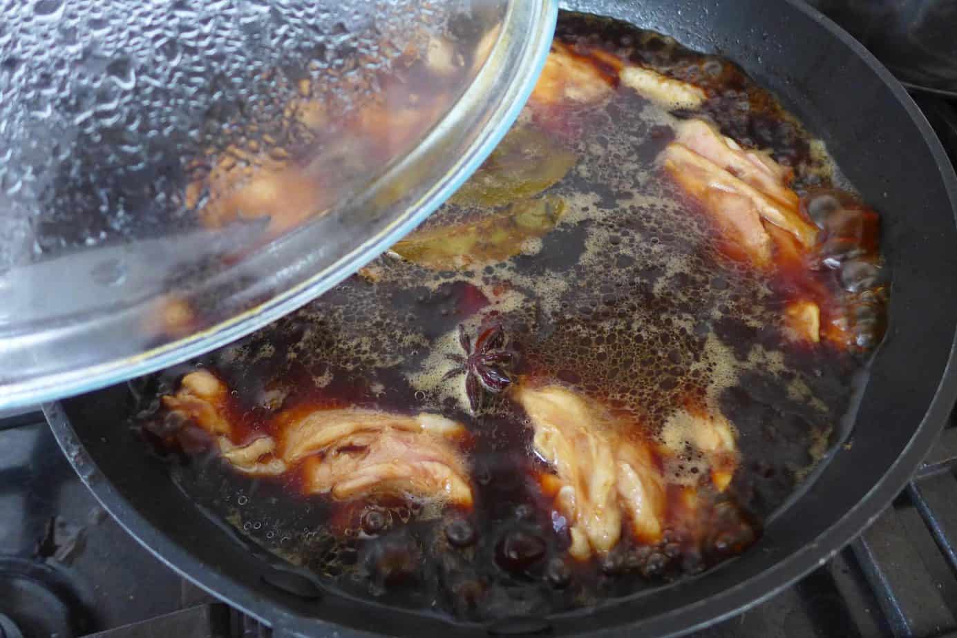 cooking chicken thighs in broth