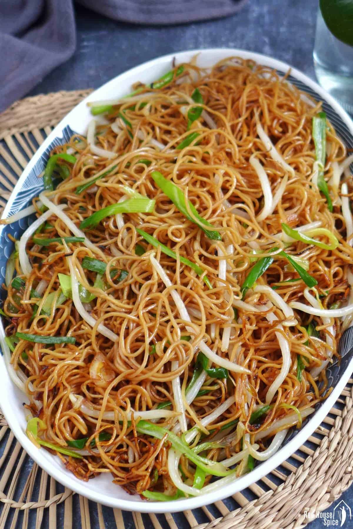 pan-fried noodles with scallions and bean sprouts
