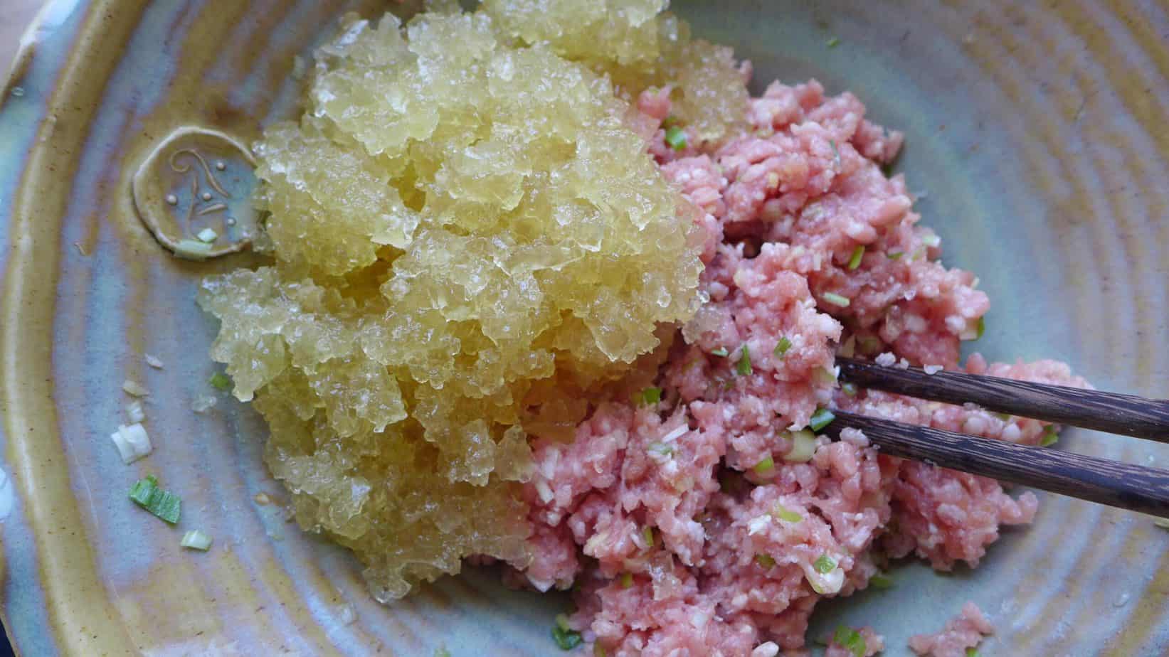 Minced pork with chicken aspic